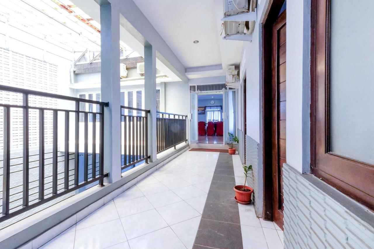 Reddoorz Plus @ Hotel Star 88 Tugu Bagian luar foto