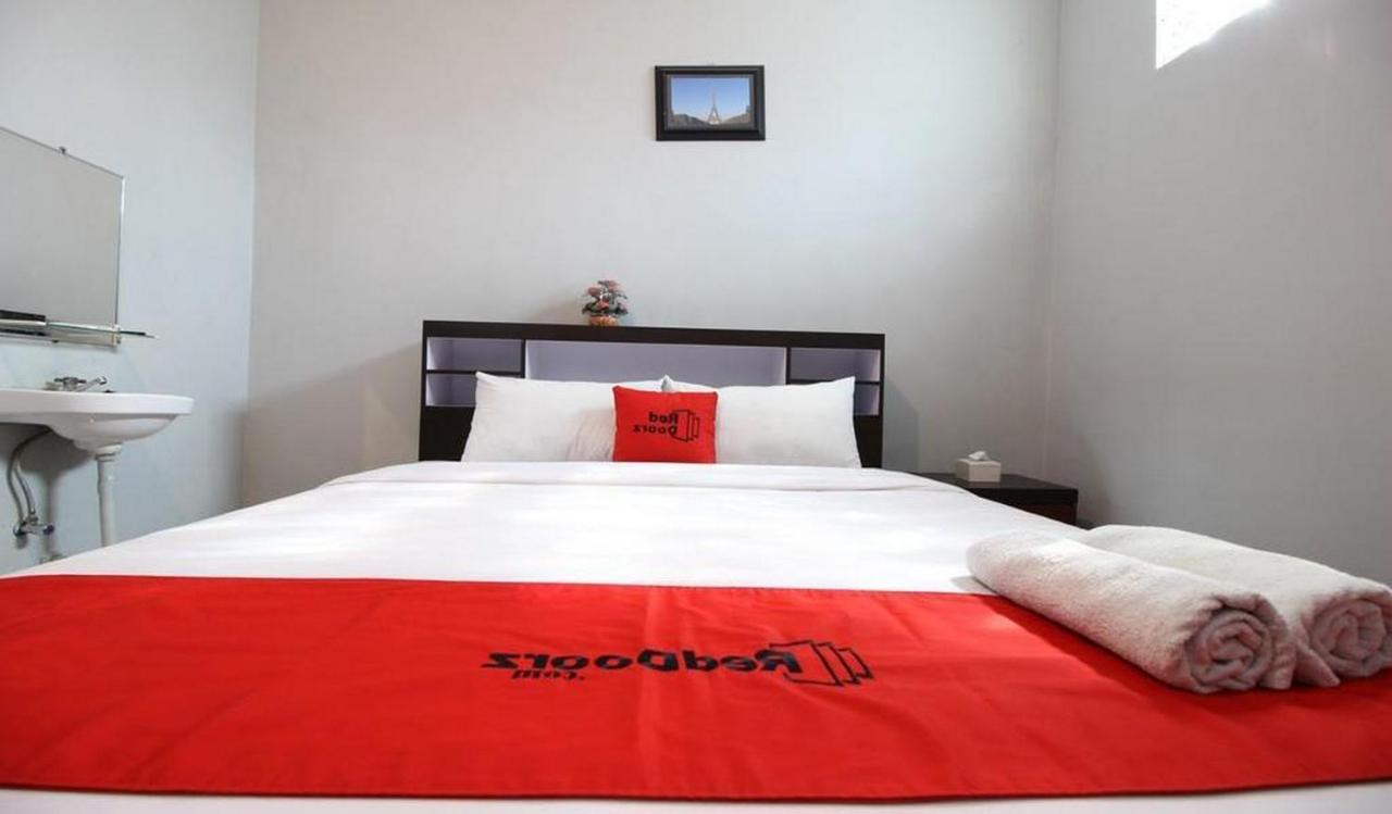 Reddoorz Plus @ Hotel Star 88 Yogyakarta Bagian luar foto